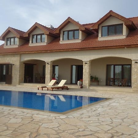 Petralona Apartment Agios Athanasios Rom bilde