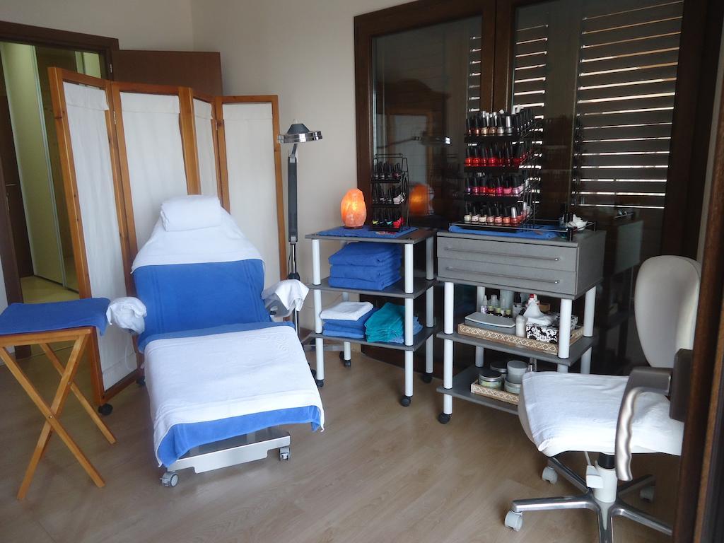 Petralona Apartment Agios Athanasios Eksteriør bilde