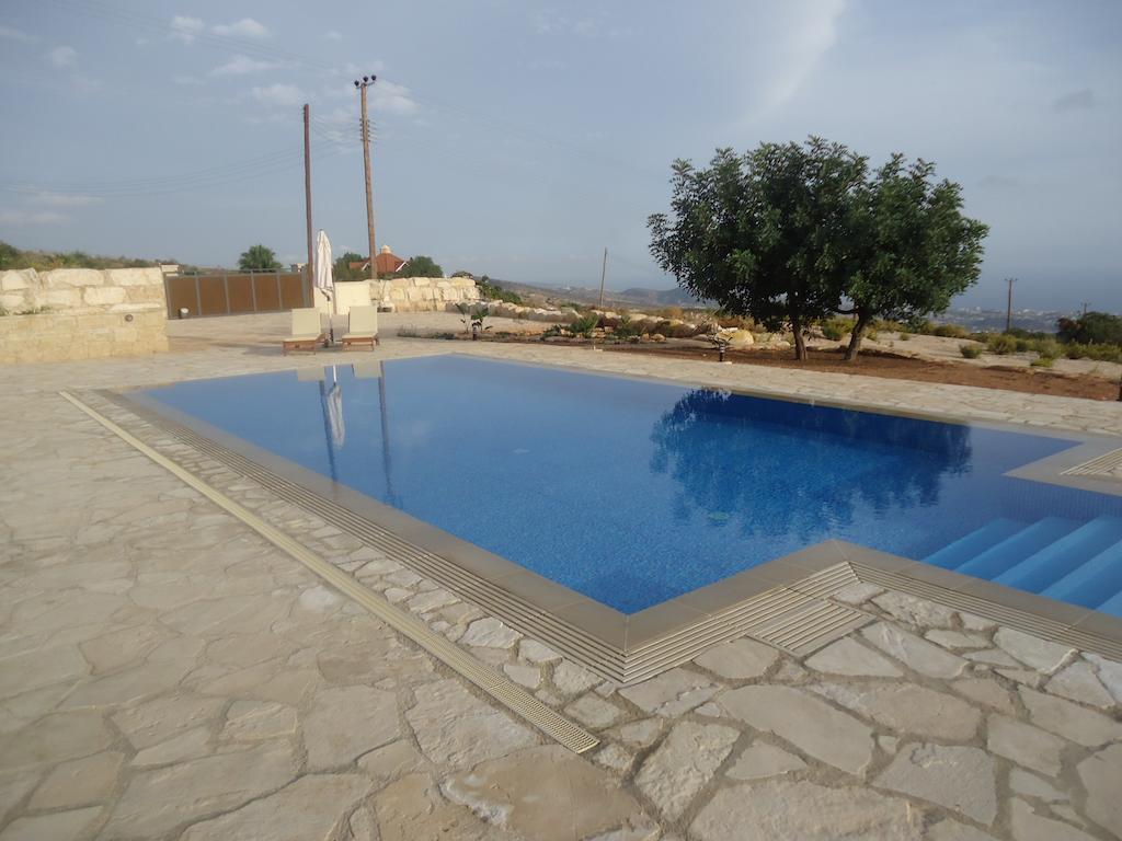 Petralona Apartment Agios Athanasios Rom bilde