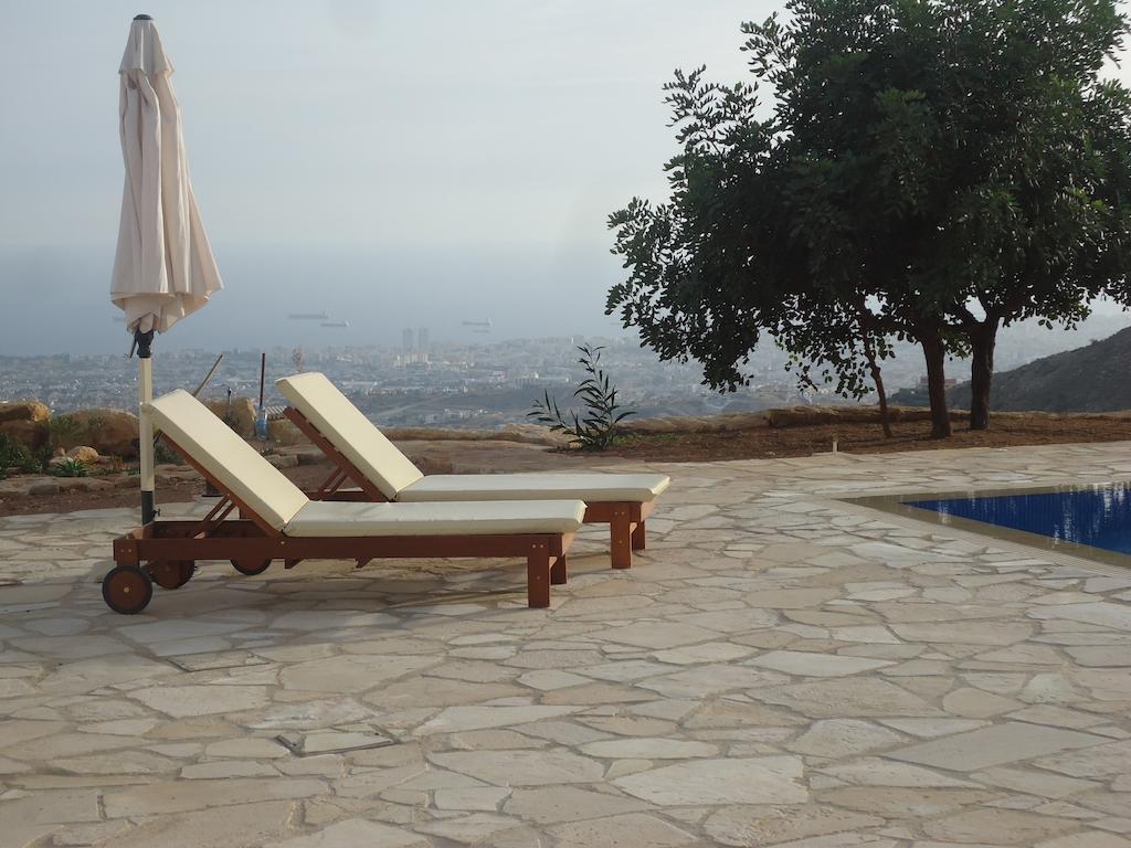 Petralona Apartment Agios Athanasios Eksteriør bilde